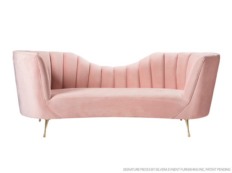 Hollywood Pink – Gold Legs