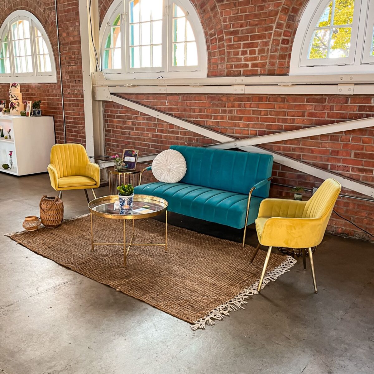 Teal Trevi Love Seat