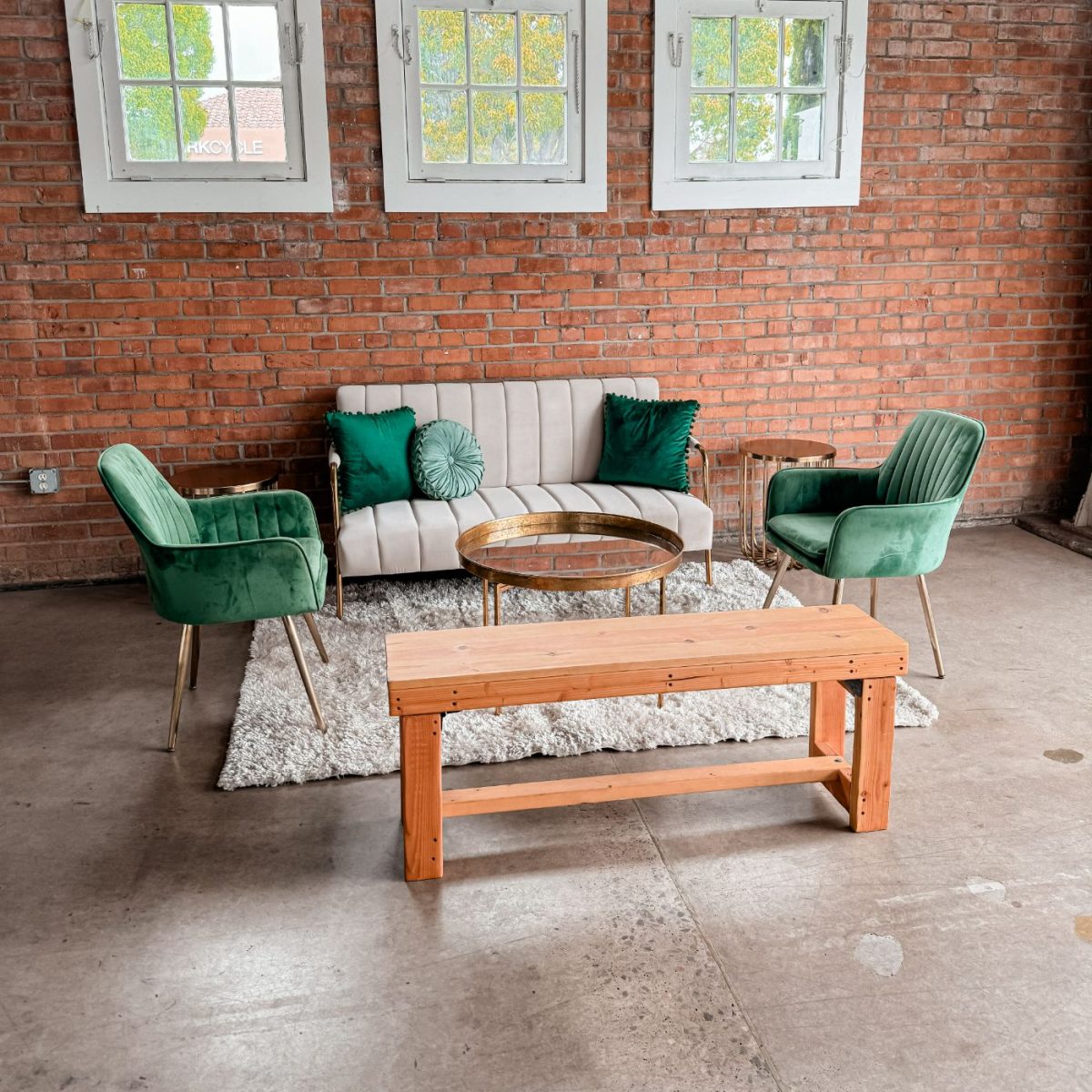 4' Honey Farm Style Bench