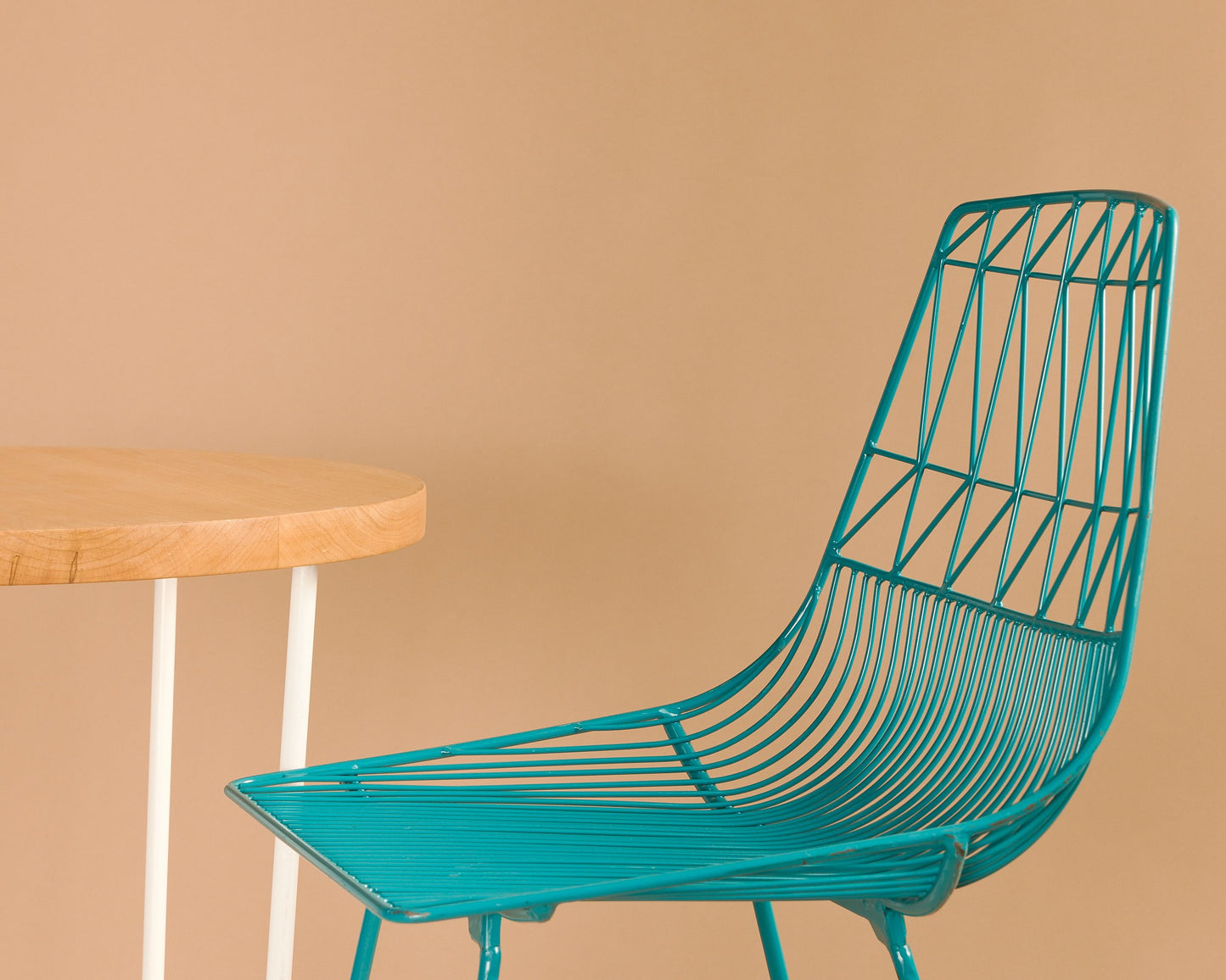 Highboy with Bend Barstools