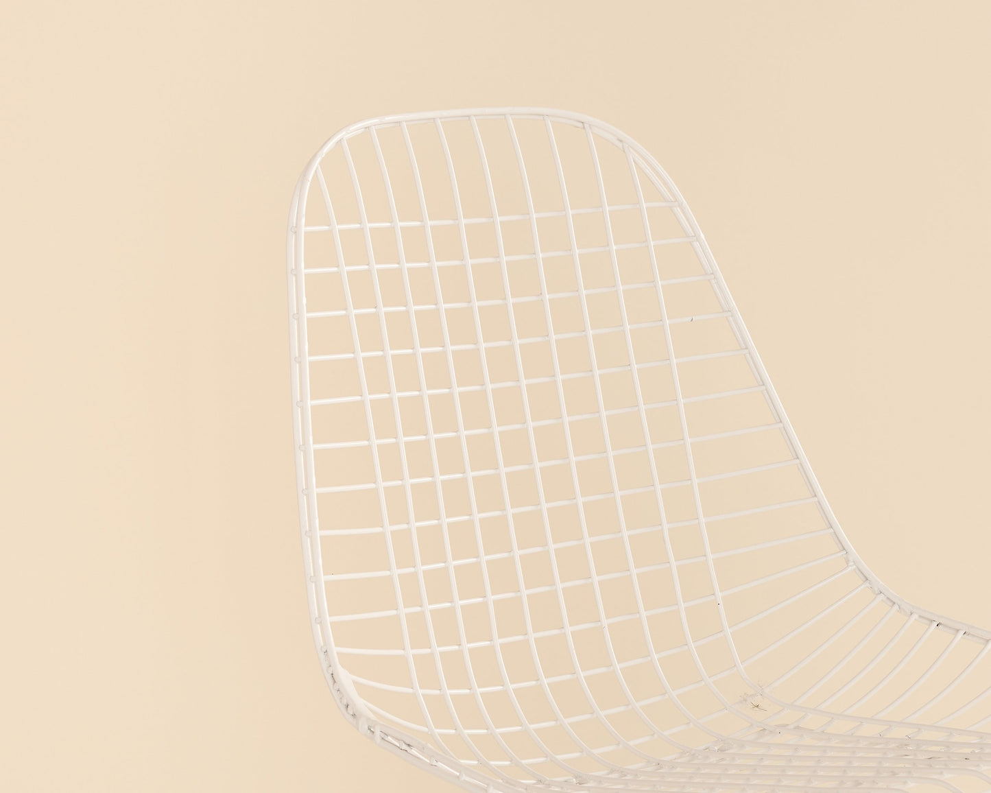 White Eames Wire Eiffel