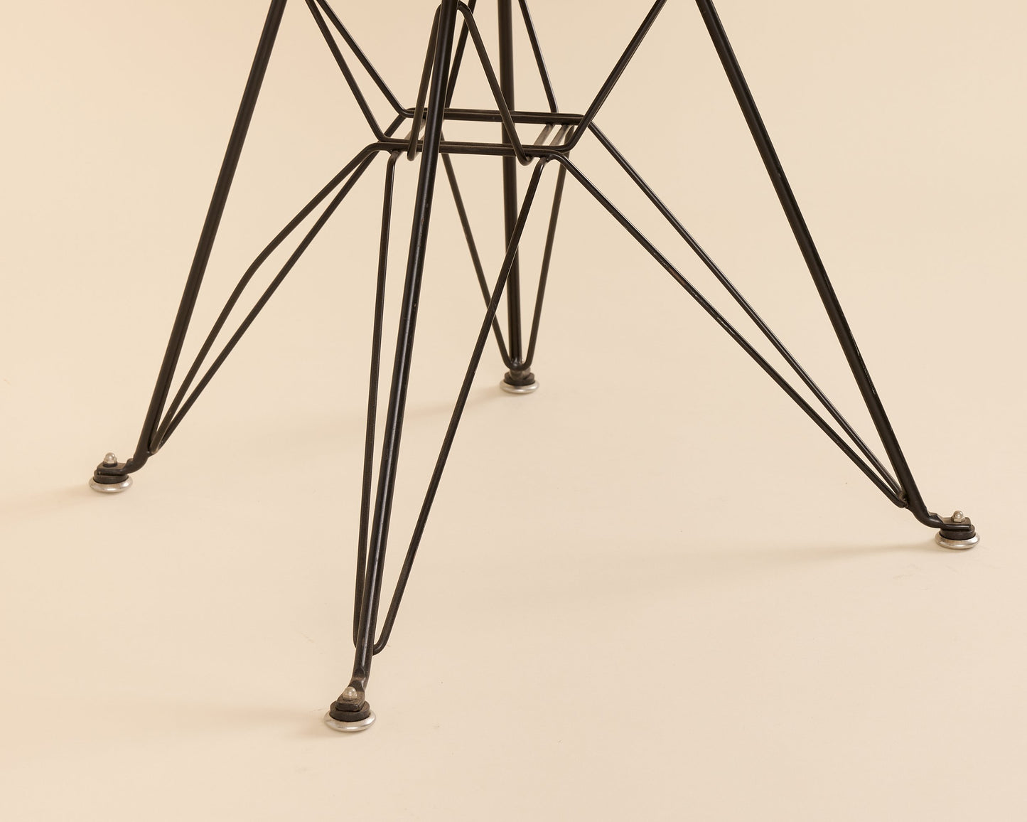Eggshell Eames Eiffel