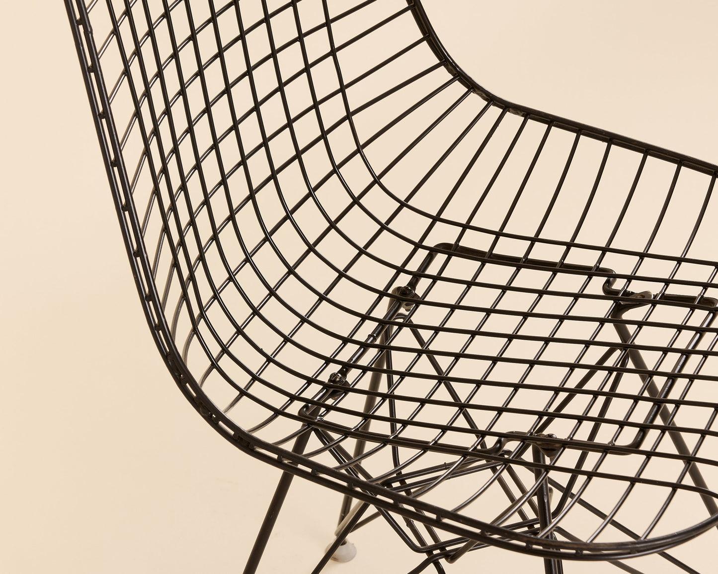 Black Eames Wire Eiffel