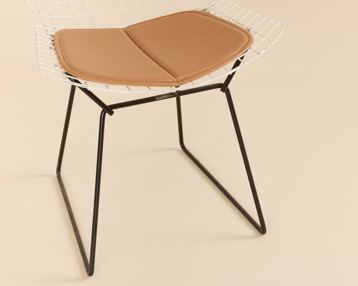 Knoll Bertoia White Chair w/ Tan Cushion