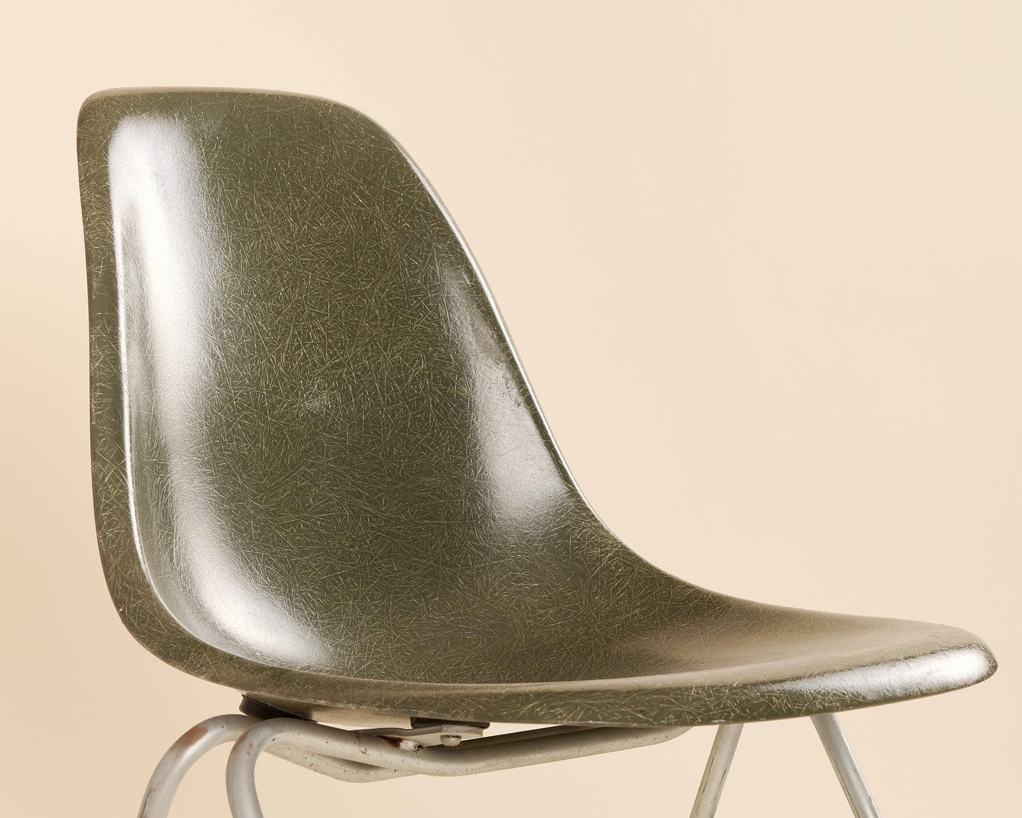 Sage Eames Fiberglass Chair
