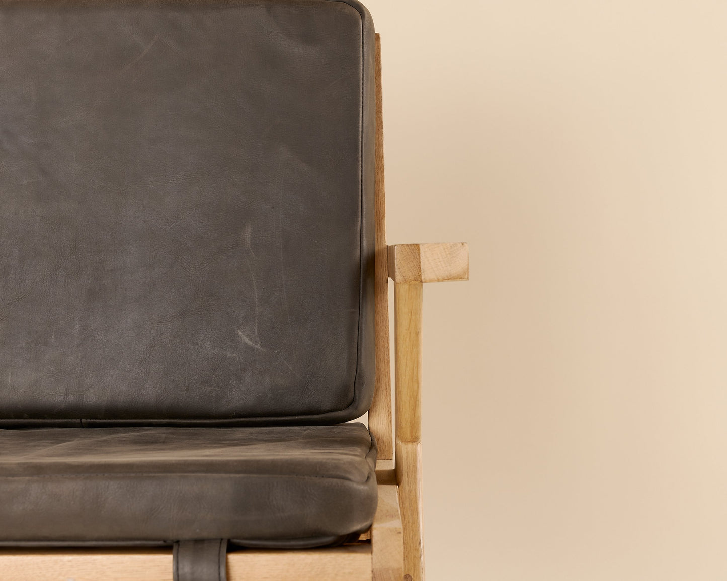 Black Leather Nina Lounge Chair