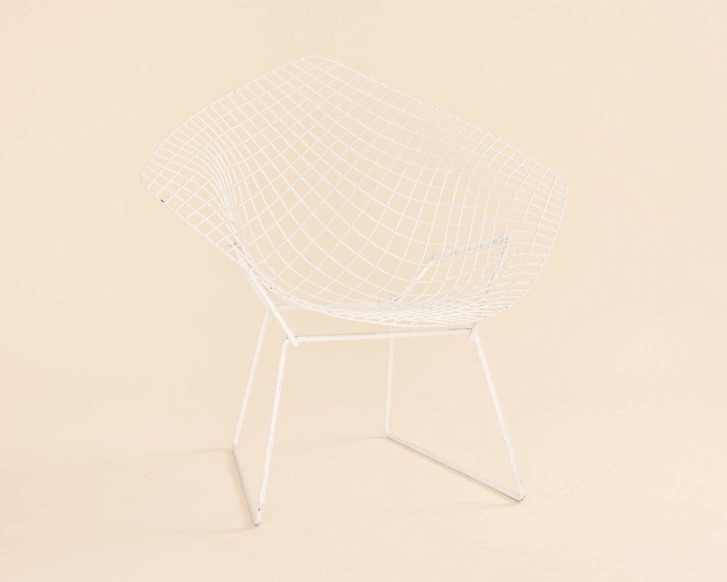 White Knoll Bertoia Diamond Chair